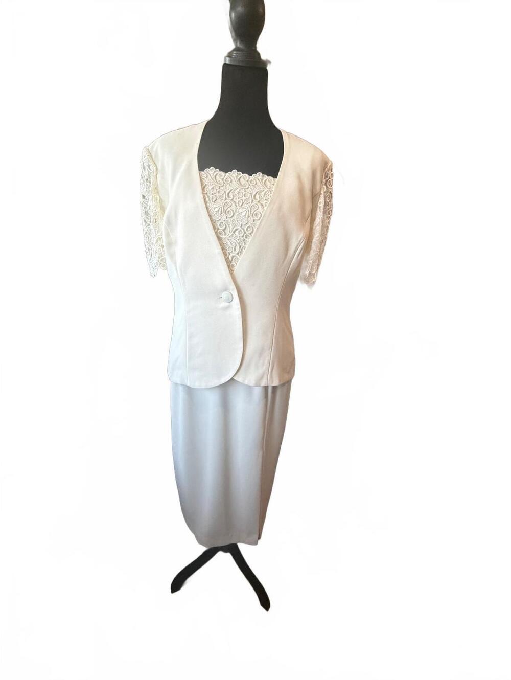 Vintage Karen Miller New York 3-Pc Lace Set Off White Skirt Blazer & Top Size 8 - Picture 2 of 14